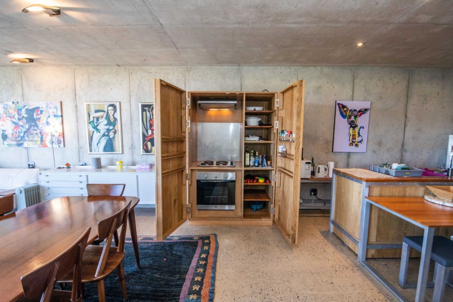 6 Bedroom Property for Sale in Port Elizabeth Central Eastern Cape